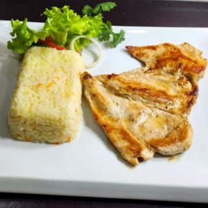 Pechuga de pollo con arroz $9.030