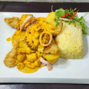Reineta en salsa de marisco $13.300