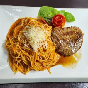 Spaguetti pomodoro española $7.000